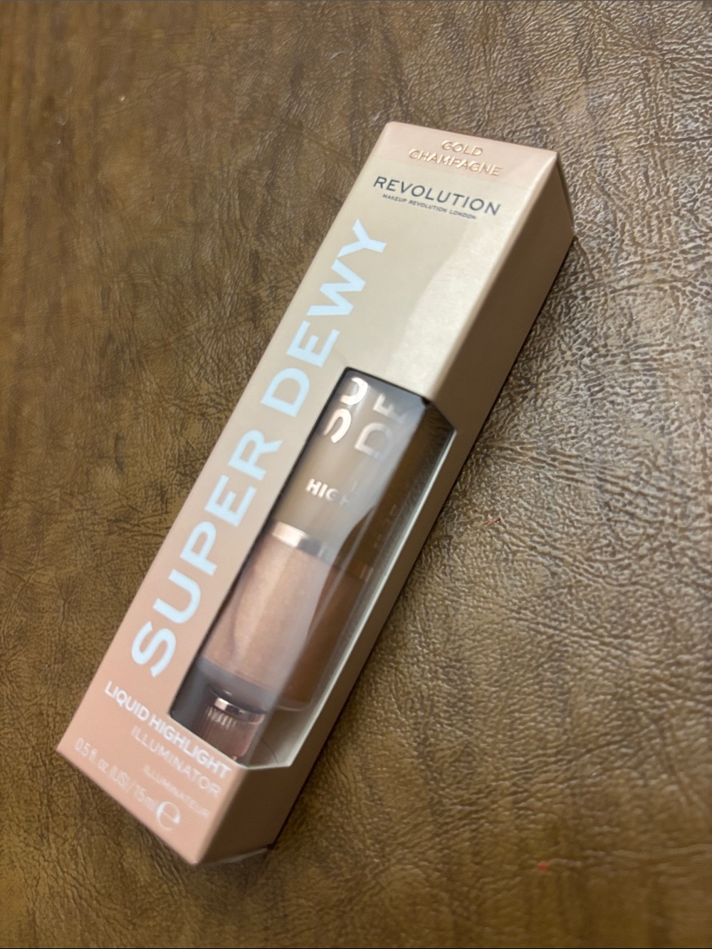 Revolution Super Dewy Liquid Highlight - Gold Champagne Shine
